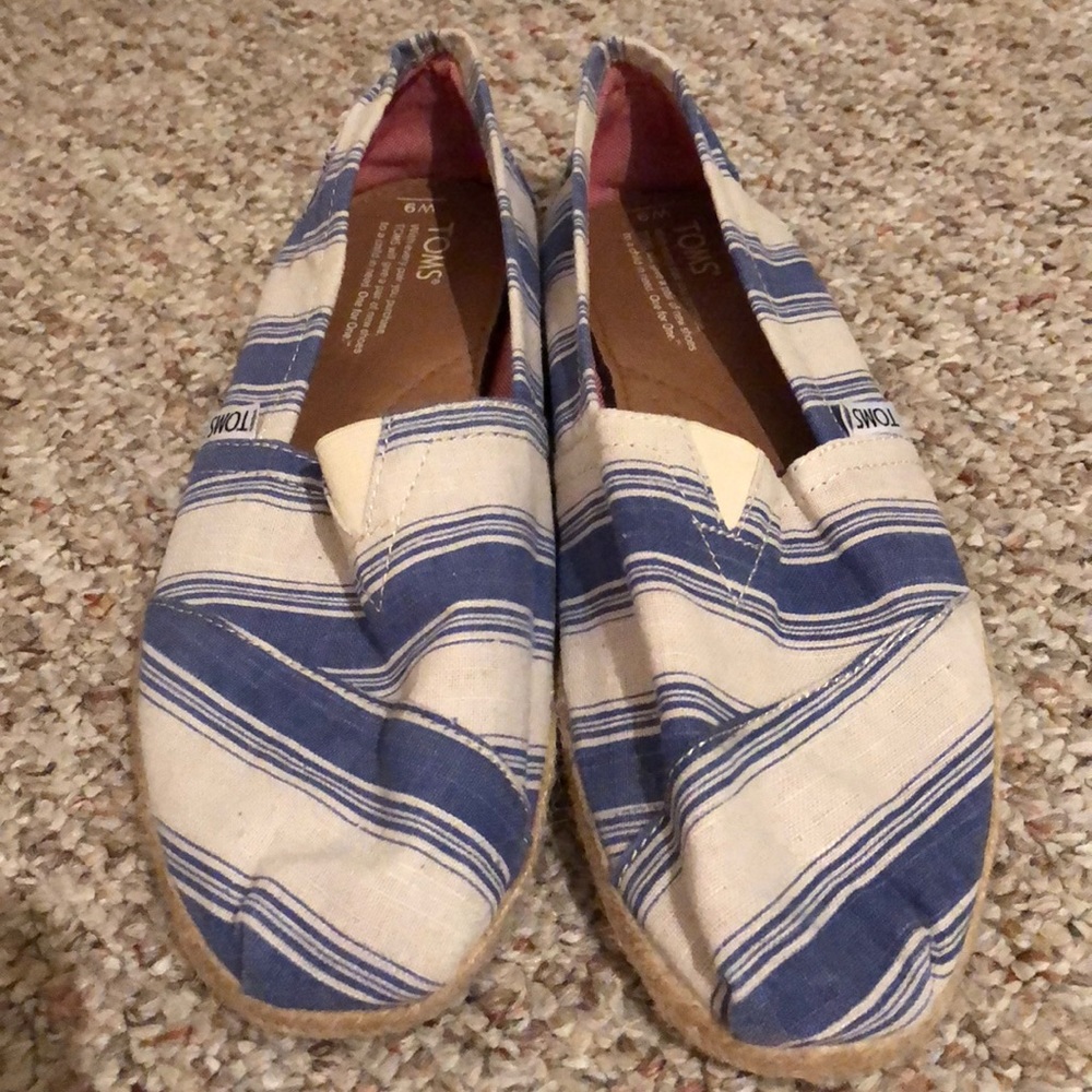 Toms Slip-Ons Blue / White Stripe - Size 9